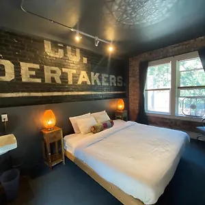 Hostel Hotel Hotel Hostel